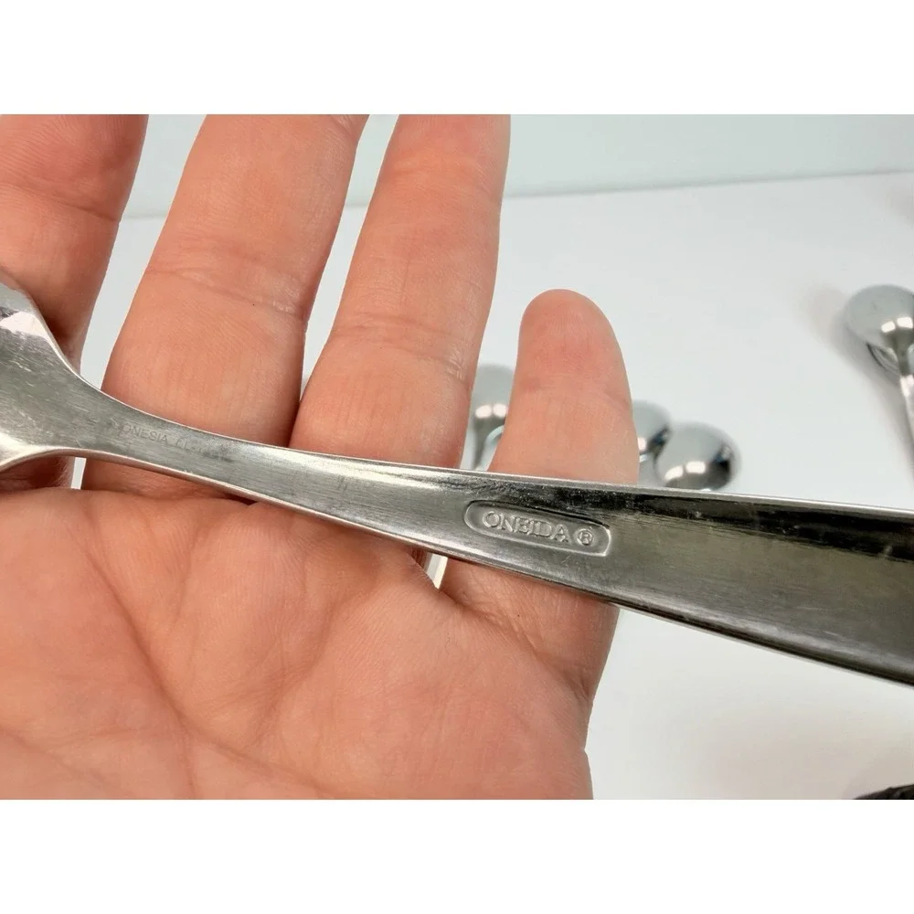 Oneida Satin Bristol Everdale Stainless Soup Spoons Lot Of 10
